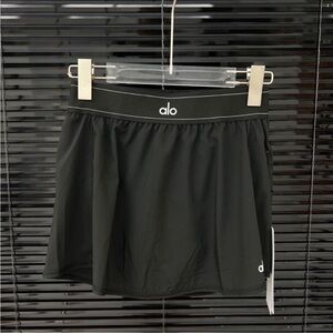 ALO Yoga Women's Black Skirt